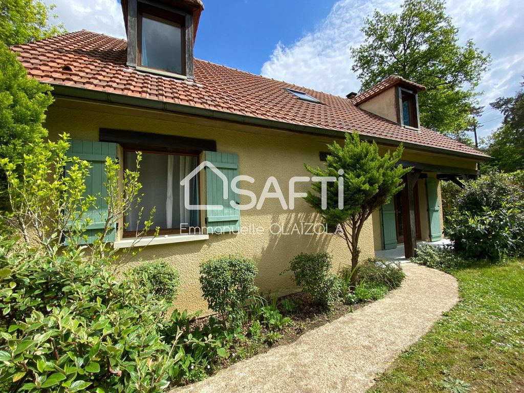 Achat maison à vendre 4 chambres 102 m² - Saint-Arnoult-en-Yvelines