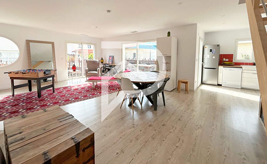 Achat maison à vendre 4 chambres 130 m² - Saint-Nazaire