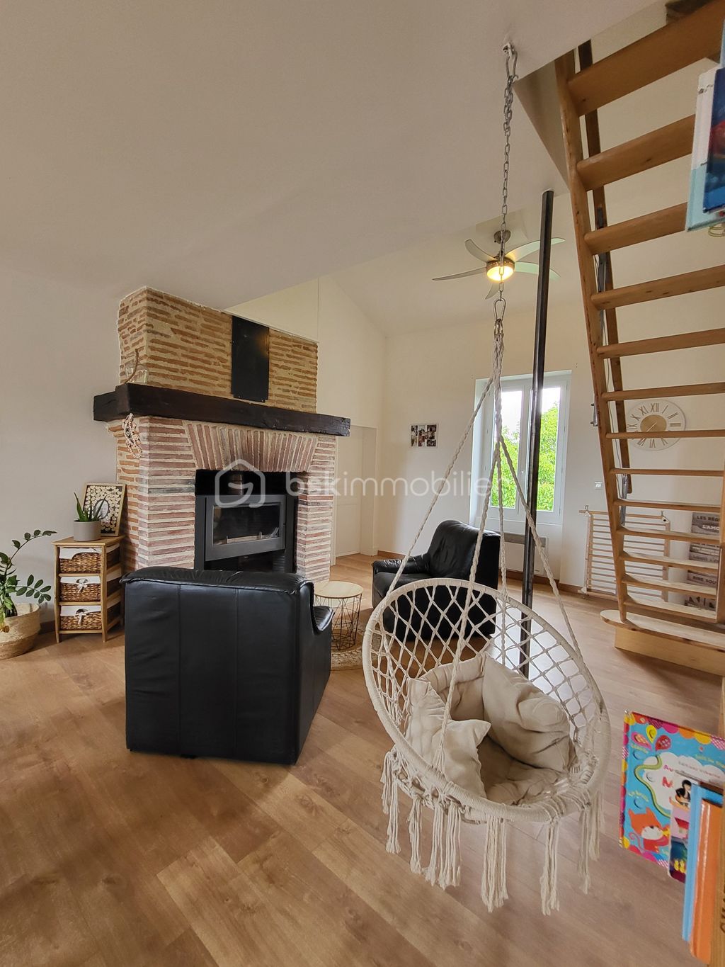 Achat maison à vendre 4 chambres 157 m² - Saint-Sixte