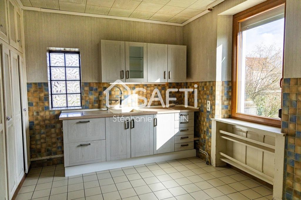 Achat maison à vendre 3 chambres 125 m² - Valentigney