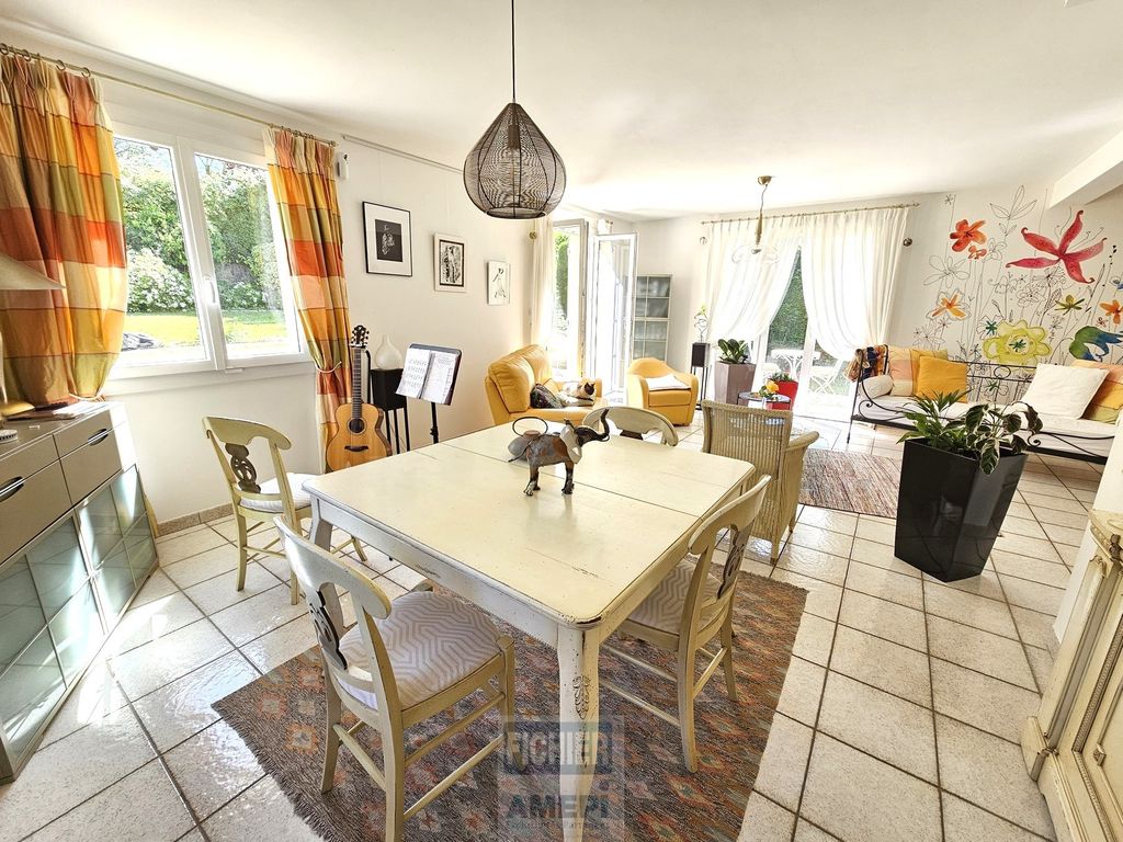 Achat maison à vendre 5 chambres 135 m² - Dijon