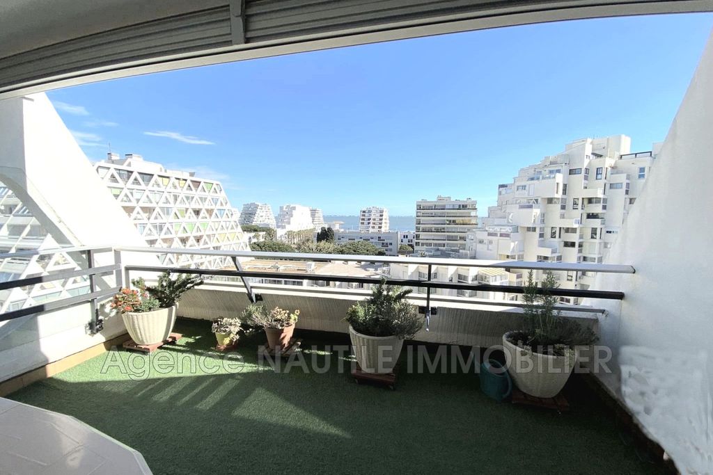 Achat appartement à vendre 2 pièces 49 m² - La Grande-Motte