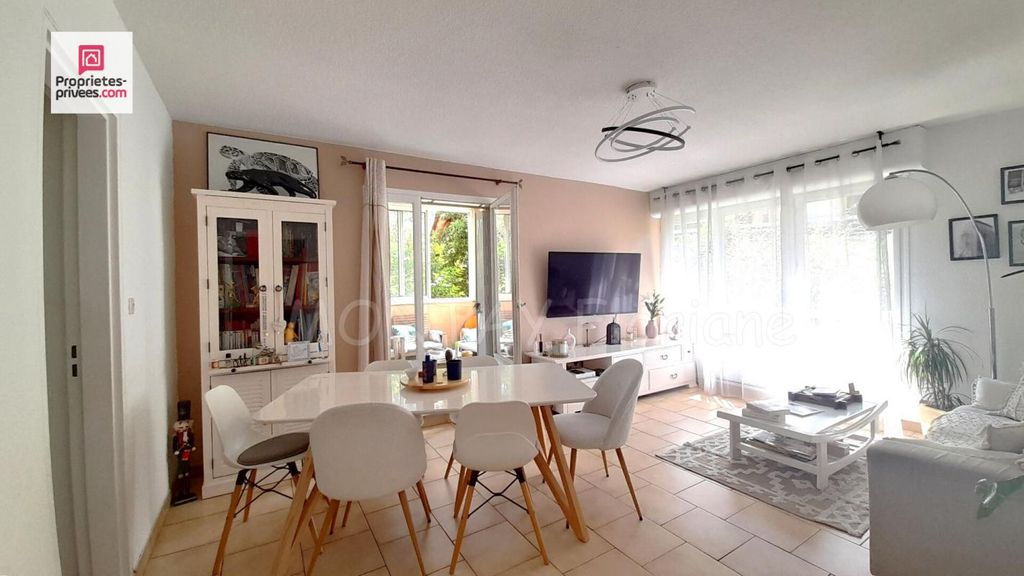 Achat appartement à vendre 4 pièces 80 m² - Sainte-Maxime