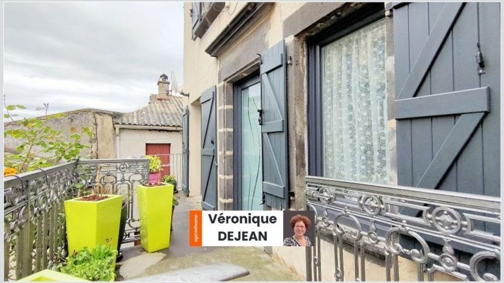 Achat maison à vendre 3 chambres 96 m² - Romagnat