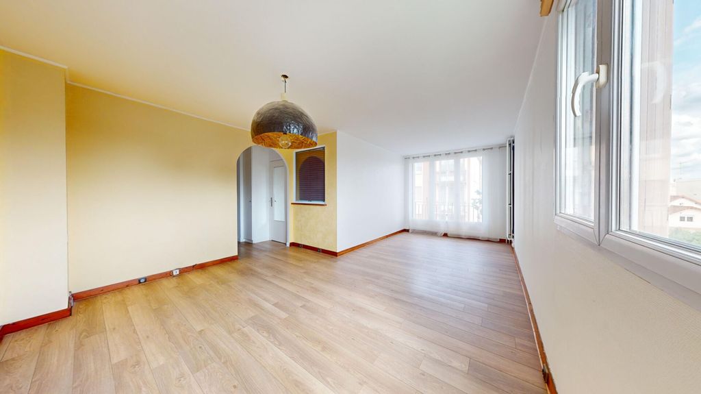 Achat appartement à vendre 4 pièces 85 m² - Bondy