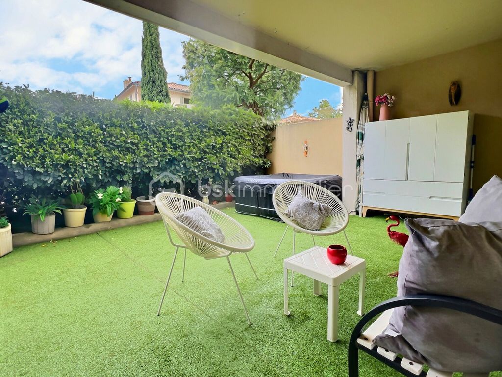 Achat appartement à vendre 3 pièces 81 m² - Marseille 8ème arrondissement