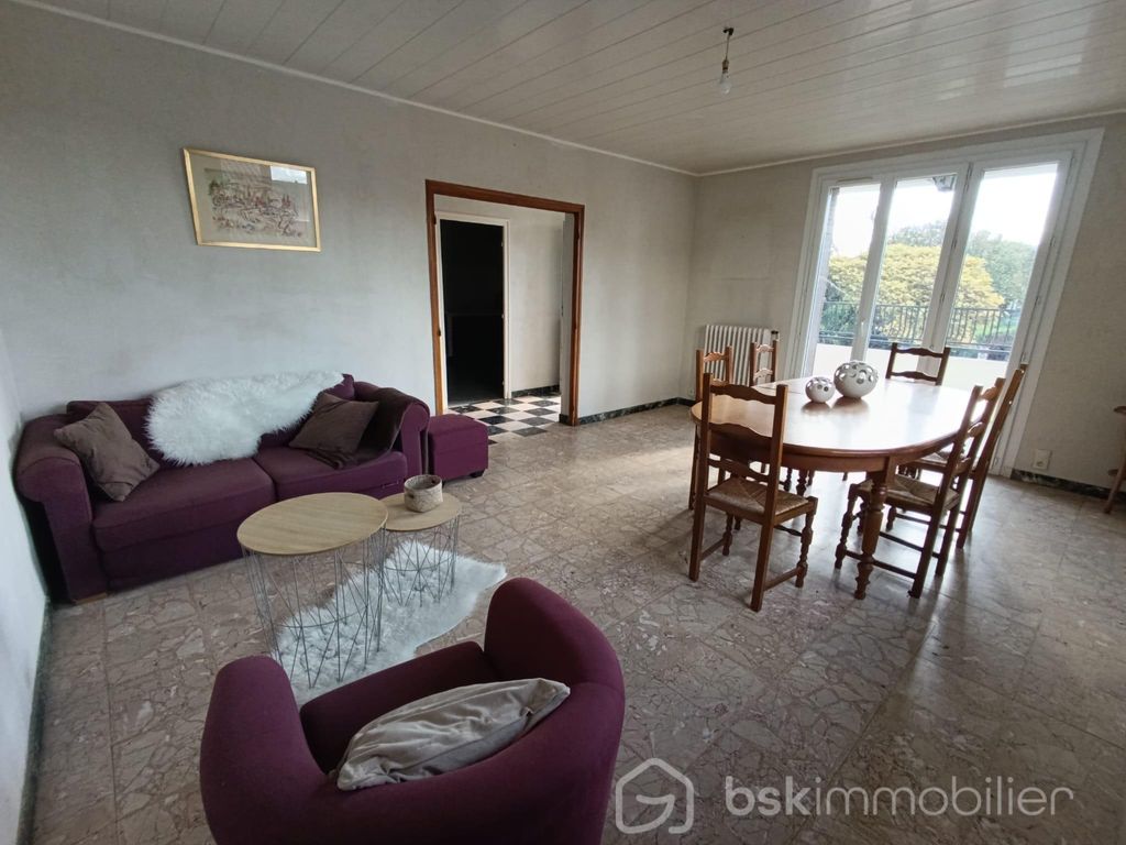 Achat maison à vendre 4 chambres 152 m² - Charnècles