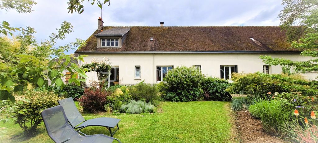 Achat maison à vendre 4 chambres 181 m² - Châteaudun