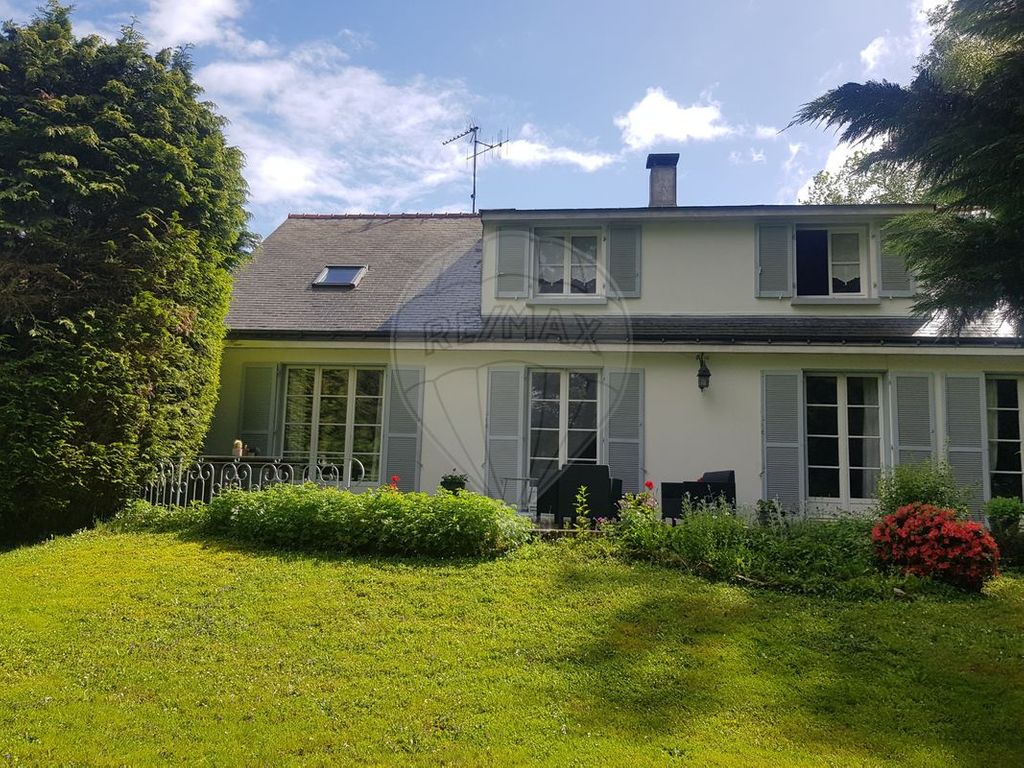 Achat maison à vendre 6 chambres 193 m² - Carquefou