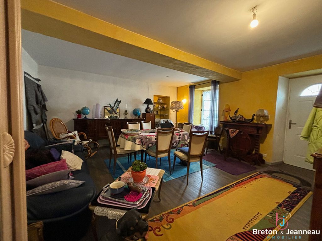 Achat maison à vendre 3 chambres 80 m² - Quelaines-Saint-Gault