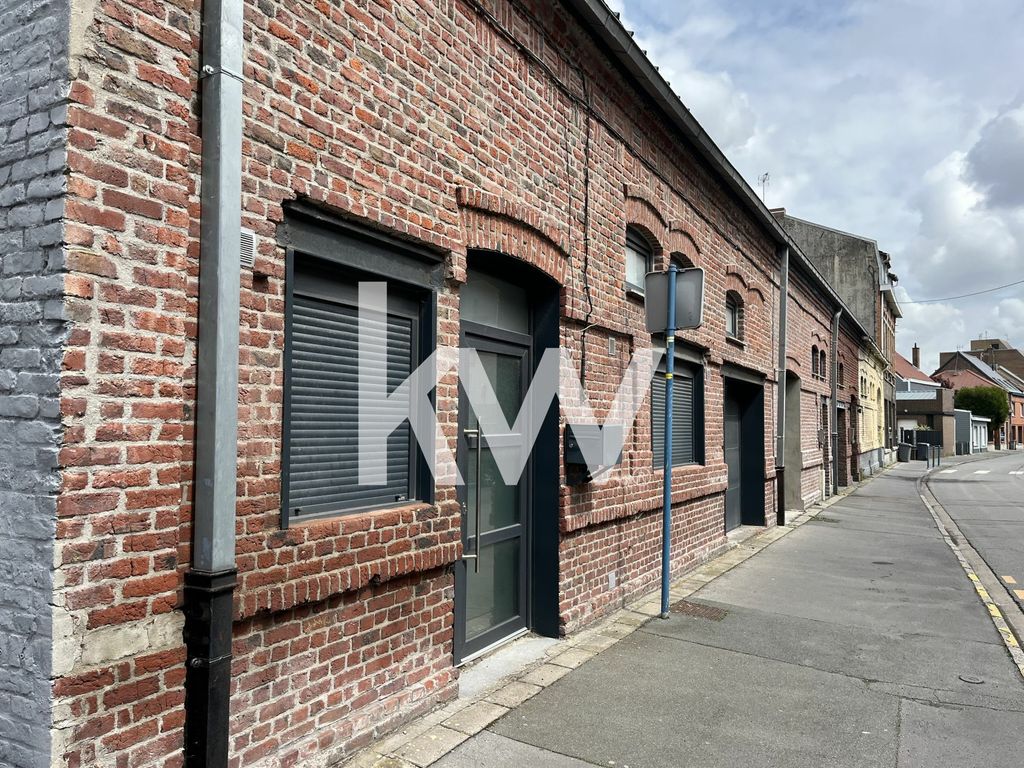 Achat loft à vendre 4 pièces 109 m² - Halluin