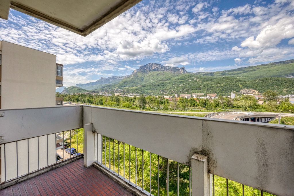 Achat appartement à vendre 2 pièces 43 m² - Grenoble