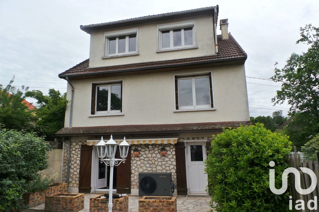 Achat maison à vendre 4 chambres 115 m² - Montmorency