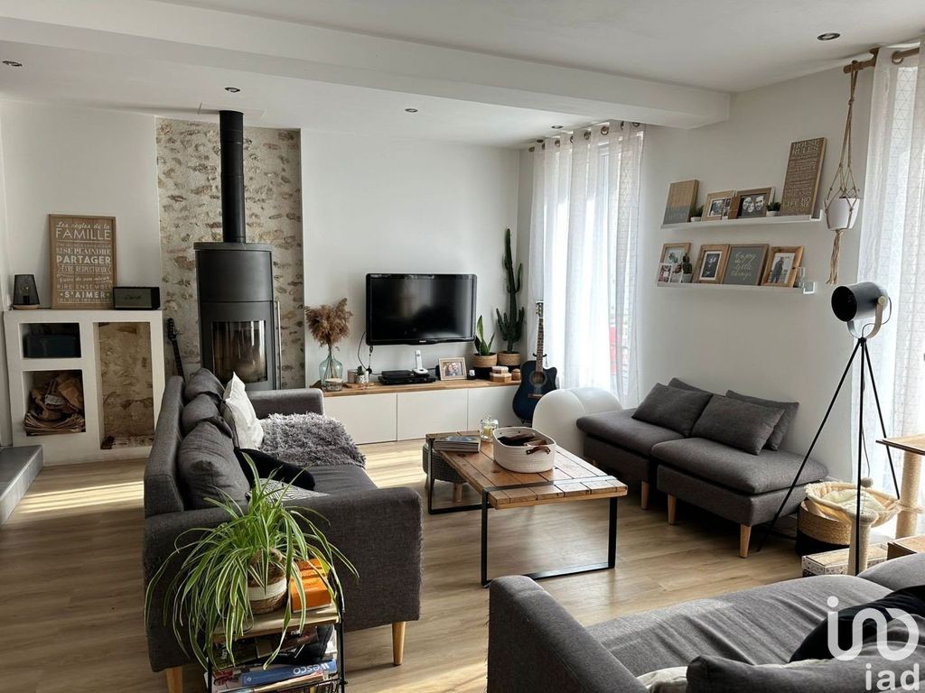 Achat maison à vendre 3 chambres 90 m² - Claye-Souilly