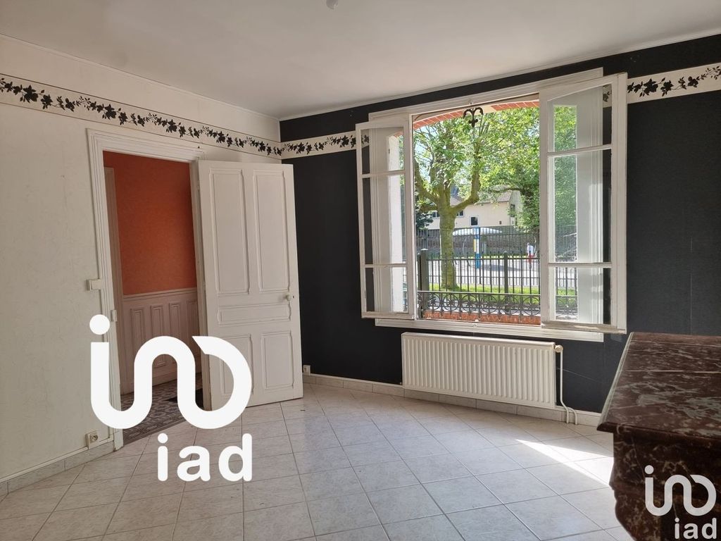 Achat maison à vendre 3 chambres 130 m² - Chauny