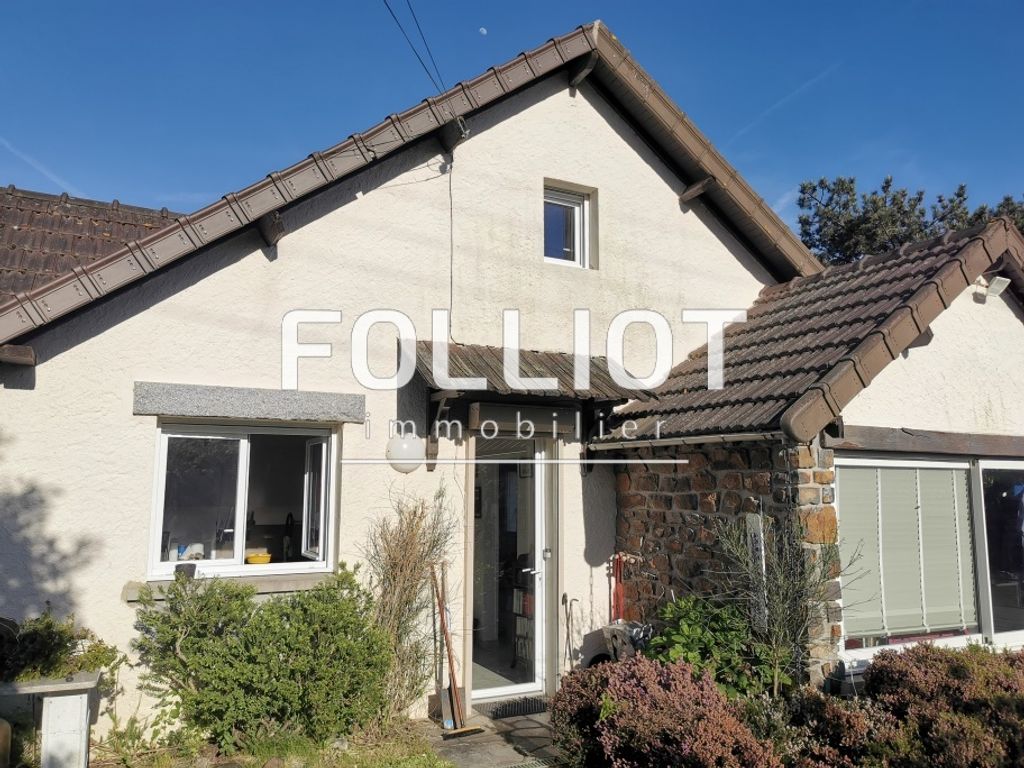 Achat maison à vendre 5 chambres 145 m² - Jullouville