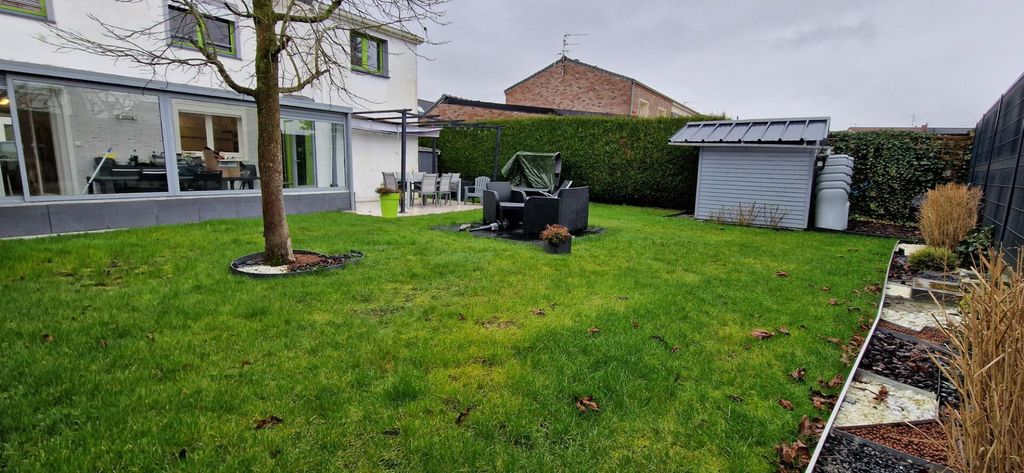 Achat maison à vendre 4 chambres 98 m² - La Chapelle-d'Armentières