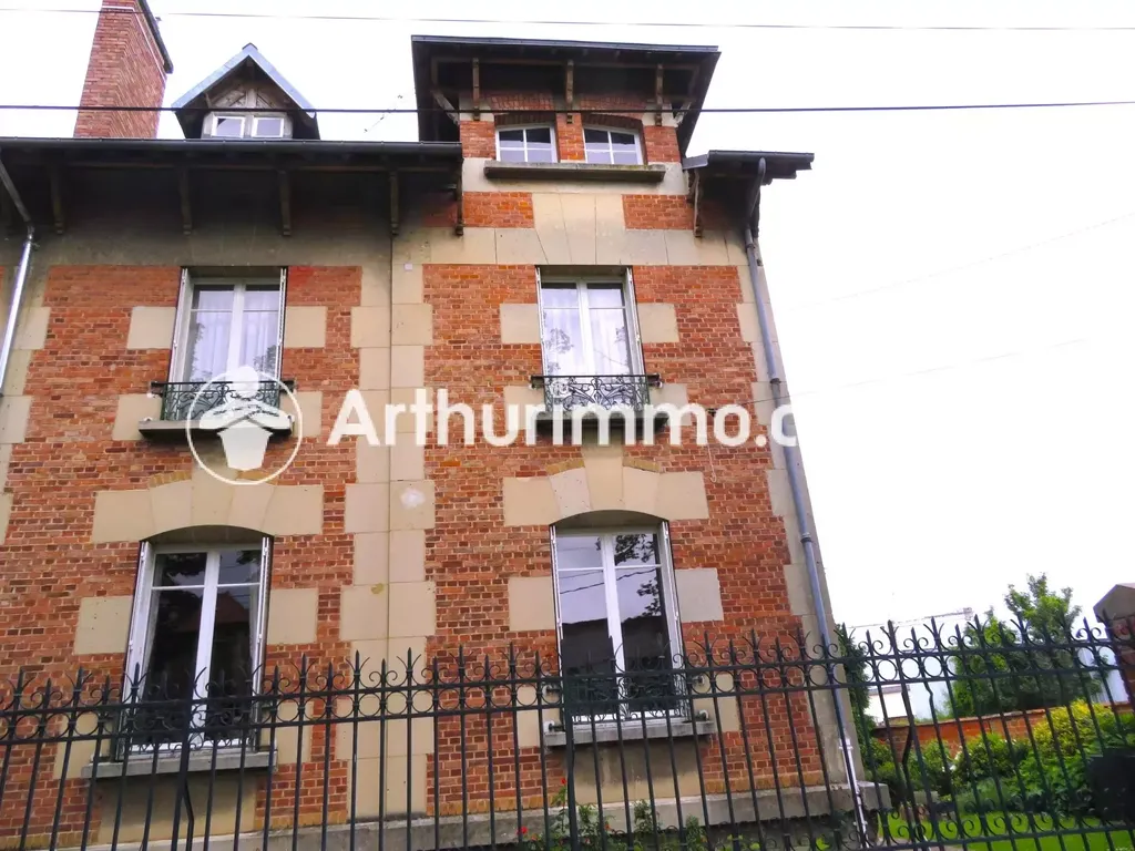 Achat maison à vendre 3 chambres 121 m² - Soissons