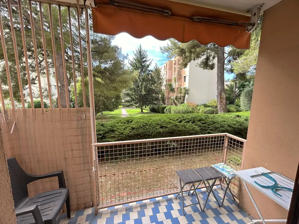 Achat appartement à vendre 4 pièces 63 m² - Nice