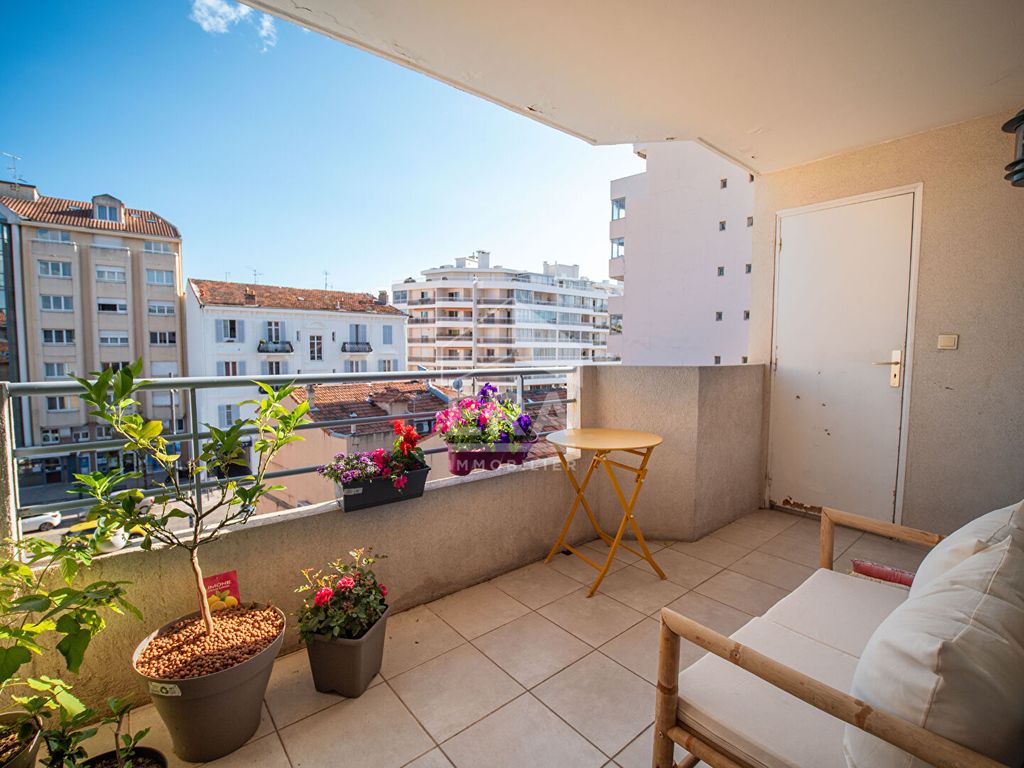 Achat appartement à vendre 3 pièces 60 m² - Cannes