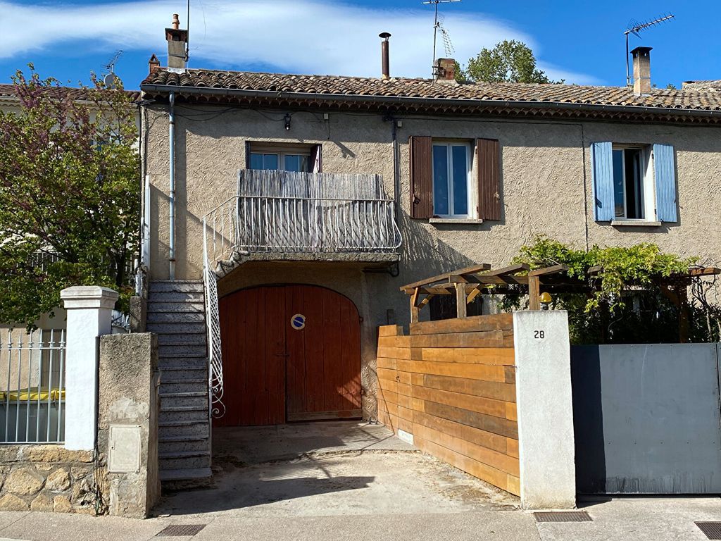 Achat appartement à vendre 3 pièces 54 m² - Saint-Cannat