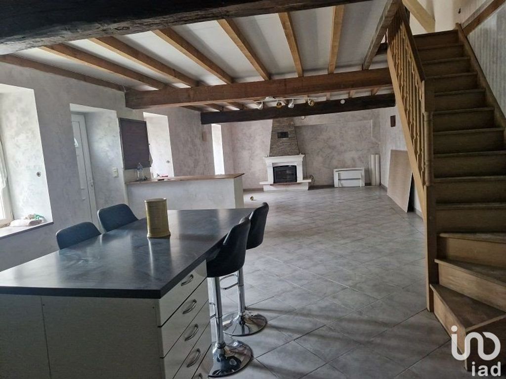 Achat maison à vendre 3 chambres 157 m² - Neuvy-Sautour