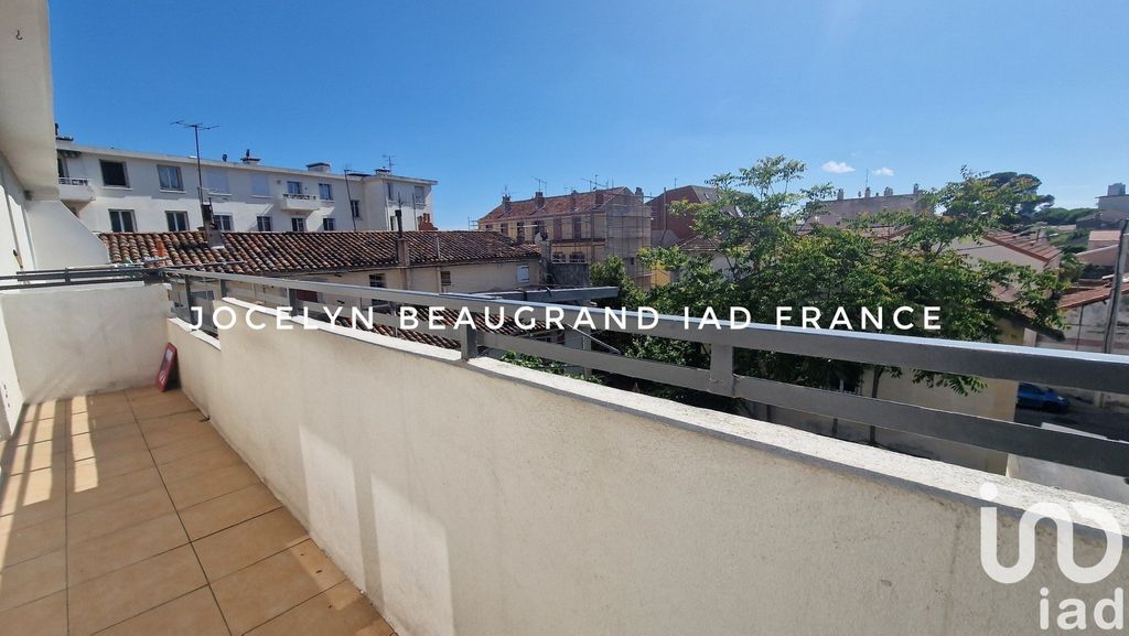 Achat appartement à vendre 3 pièces 62 m² - Toulon