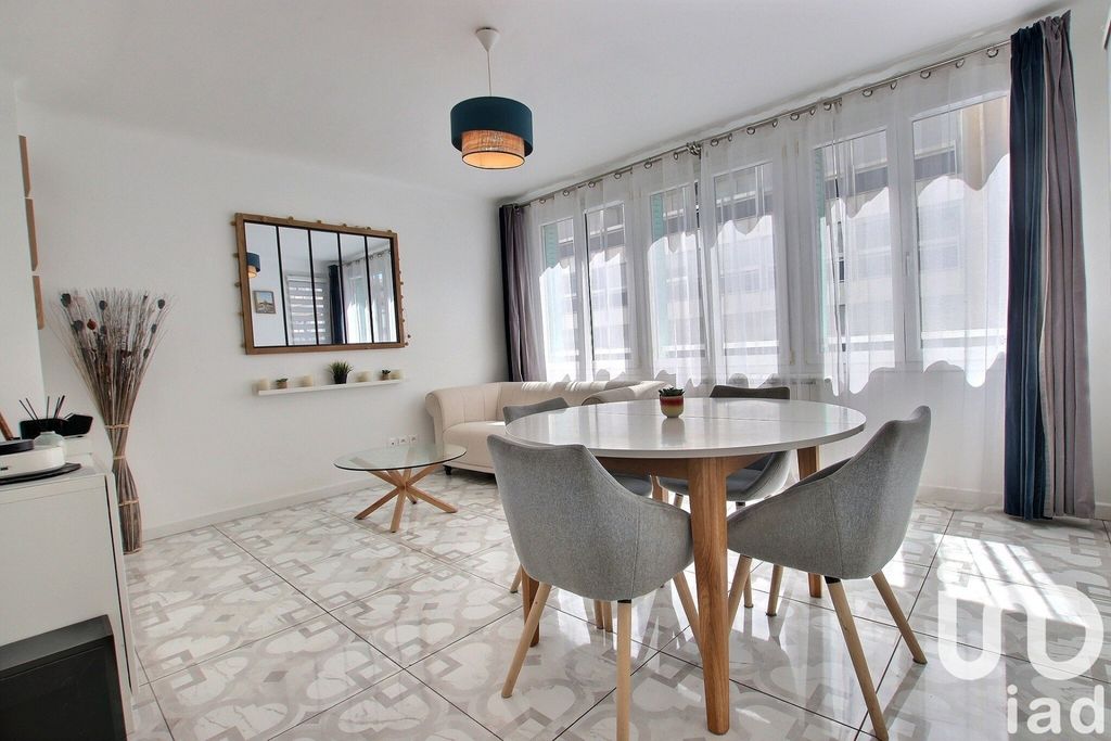 Achat appartement à vendre 4 pièces 76 m² - Marseille 6ème arrondissement