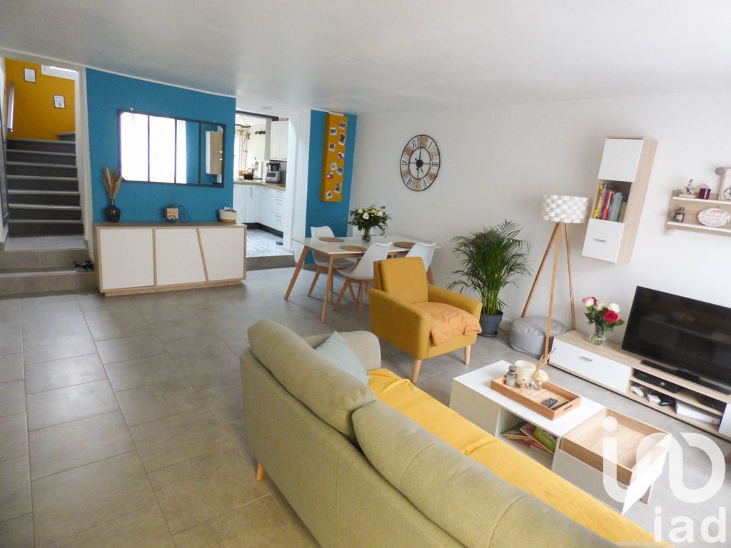 Achat maison à vendre 2 chambres 74 m² - Belloy-en-France