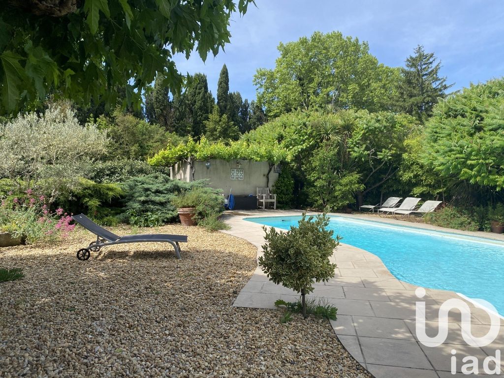 Achat maison à vendre 4 chambres 194 m² - Saint-Rémy-de-Provence