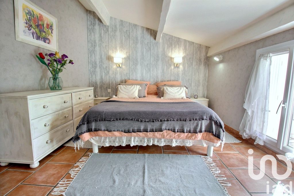 Achat maison à vendre 2 chambres 89 m² - Gardanne