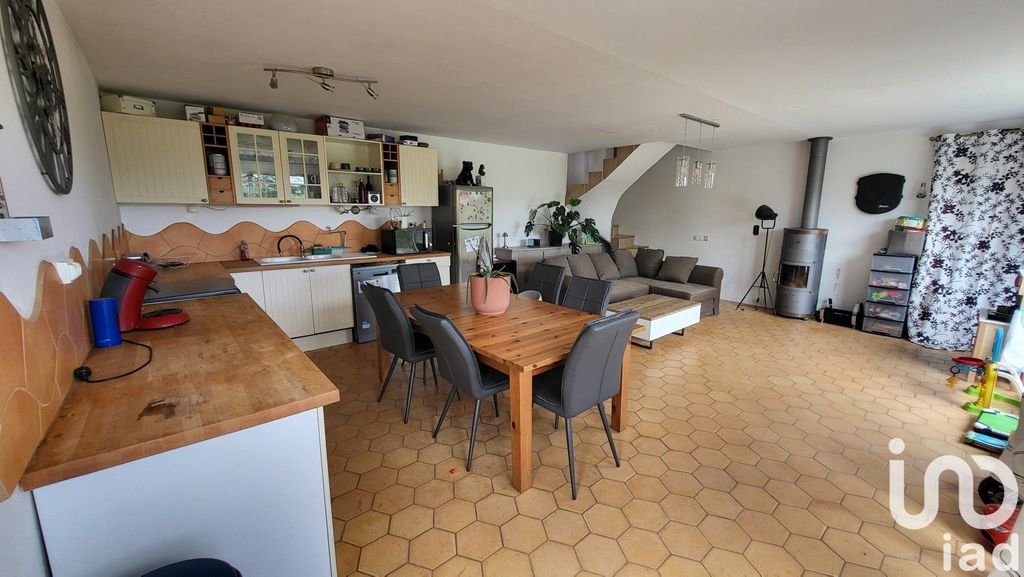 Achat maison à vendre 3 chambres 105 m² - Marsais-Sainte-Radégonde