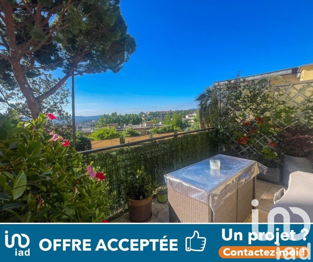 Achat appartement à vendre 4 pièces 90 m² - Grasse