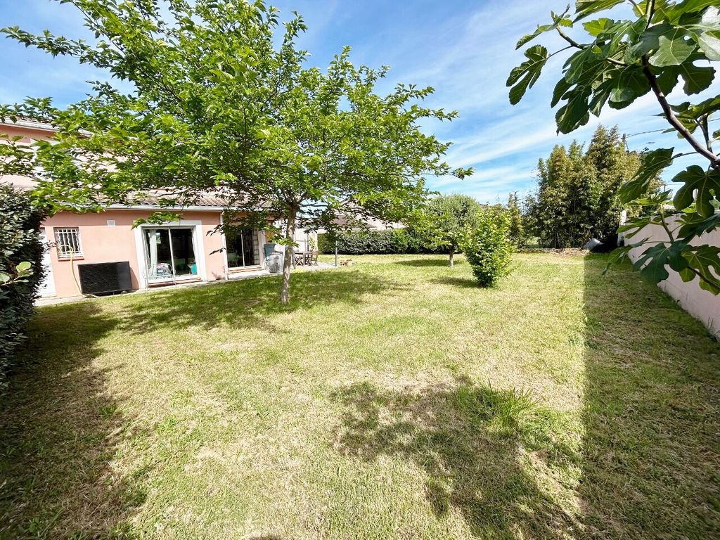 Achat maison à vendre 4 chambres 111 m² - Merville