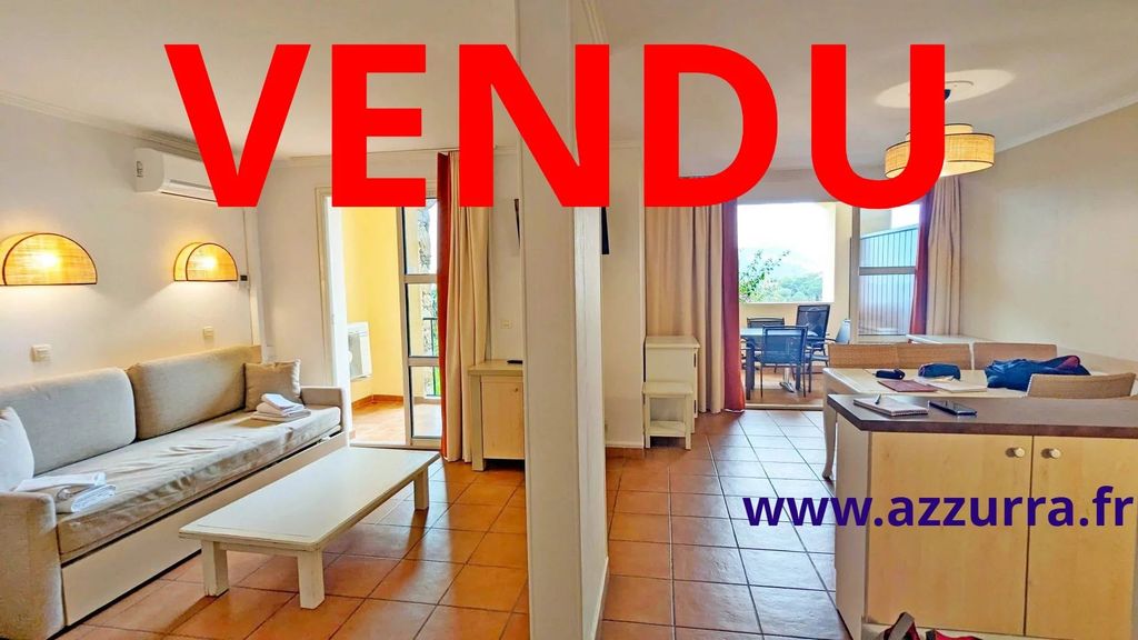 Achat appartement à vendre 3 pièces 56 m² - Saint-Raphaël