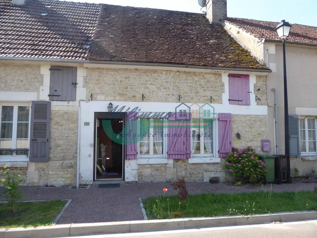 Achat maison à vendre 1 chambre 56 m² - Ouanne