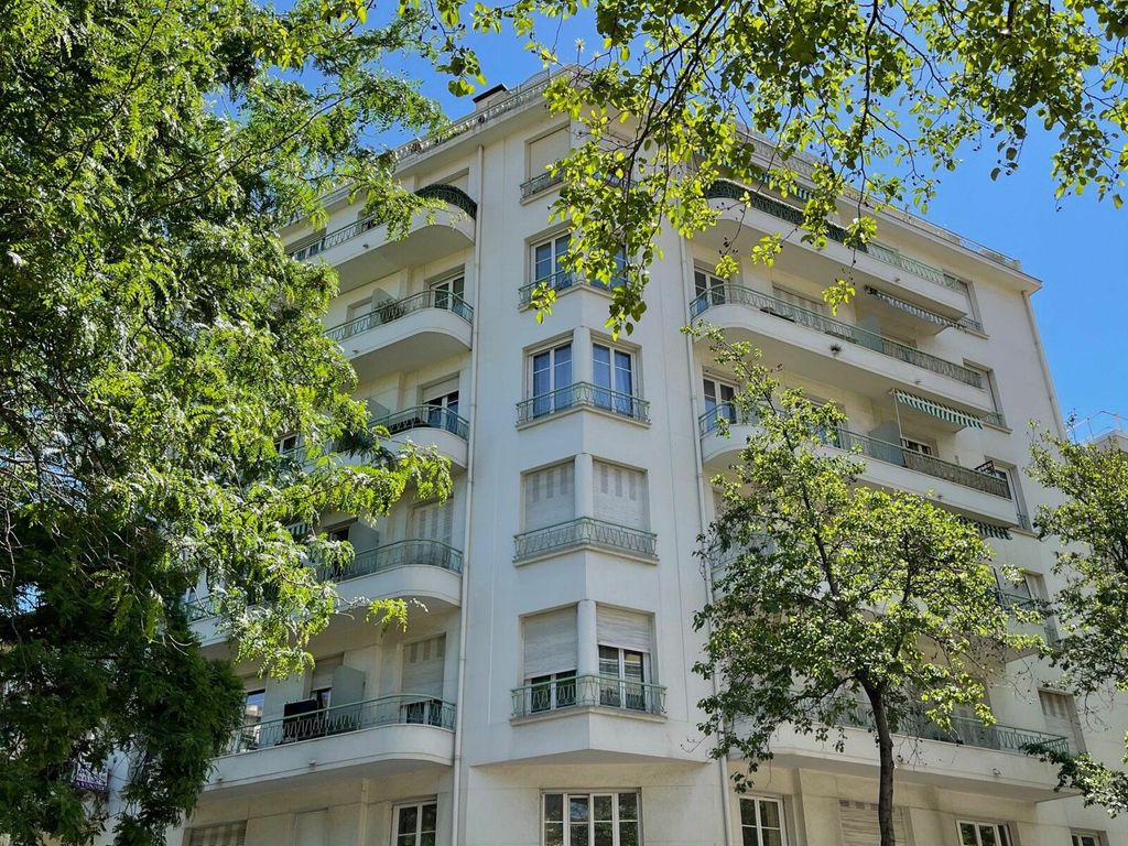 Achat appartement à vendre 2 pièces 53 m² - Nice