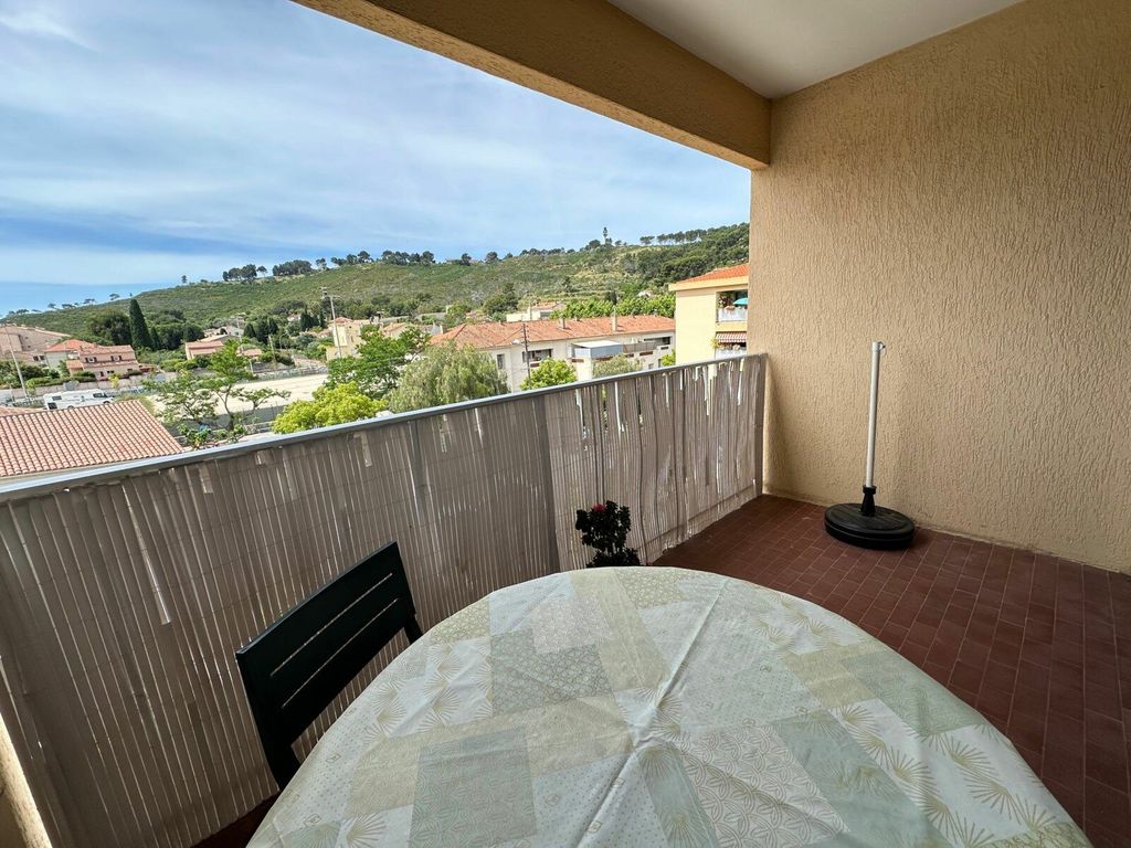 Achat appartement à vendre 3 pièces 64 m² - Saint-Mandrier-sur-Mer