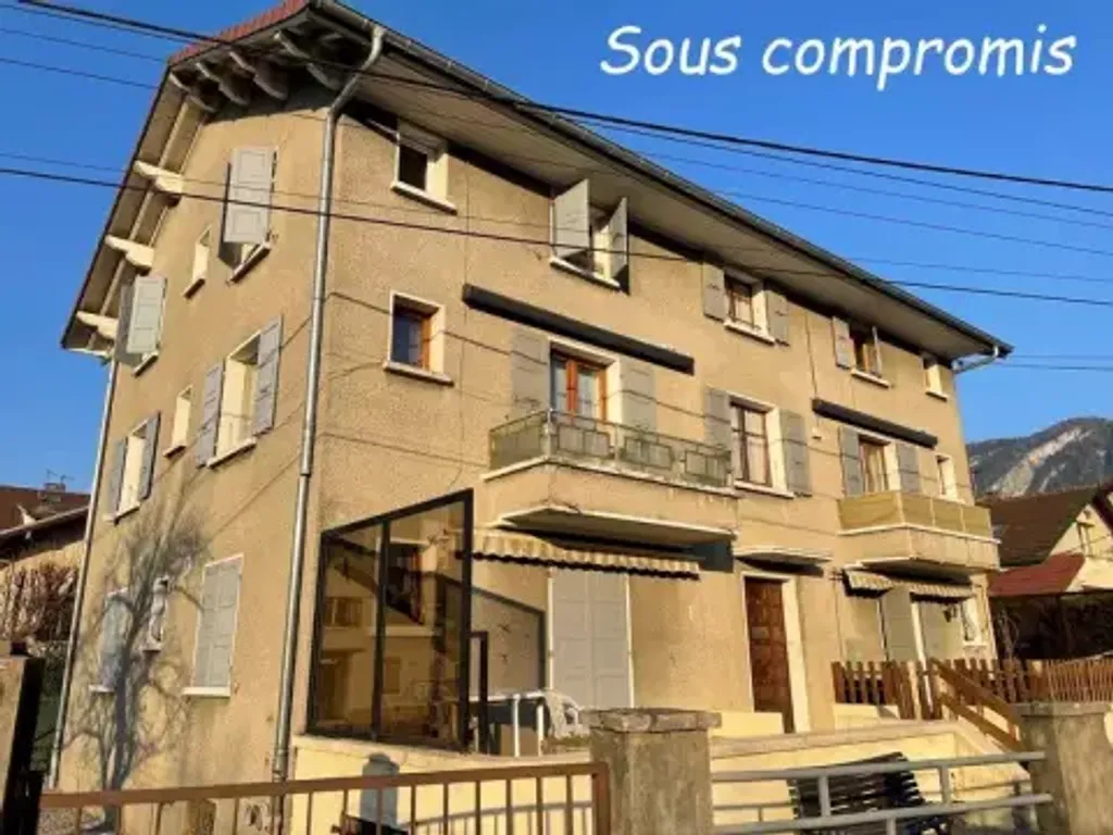 Achat appartement à vendre 3 pièces 50 m² - Cluses