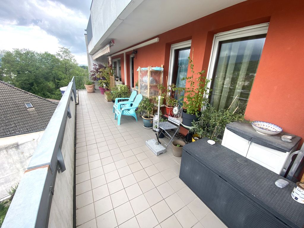 Achat appartement à vendre 3 pièces 67 m² - Rumilly