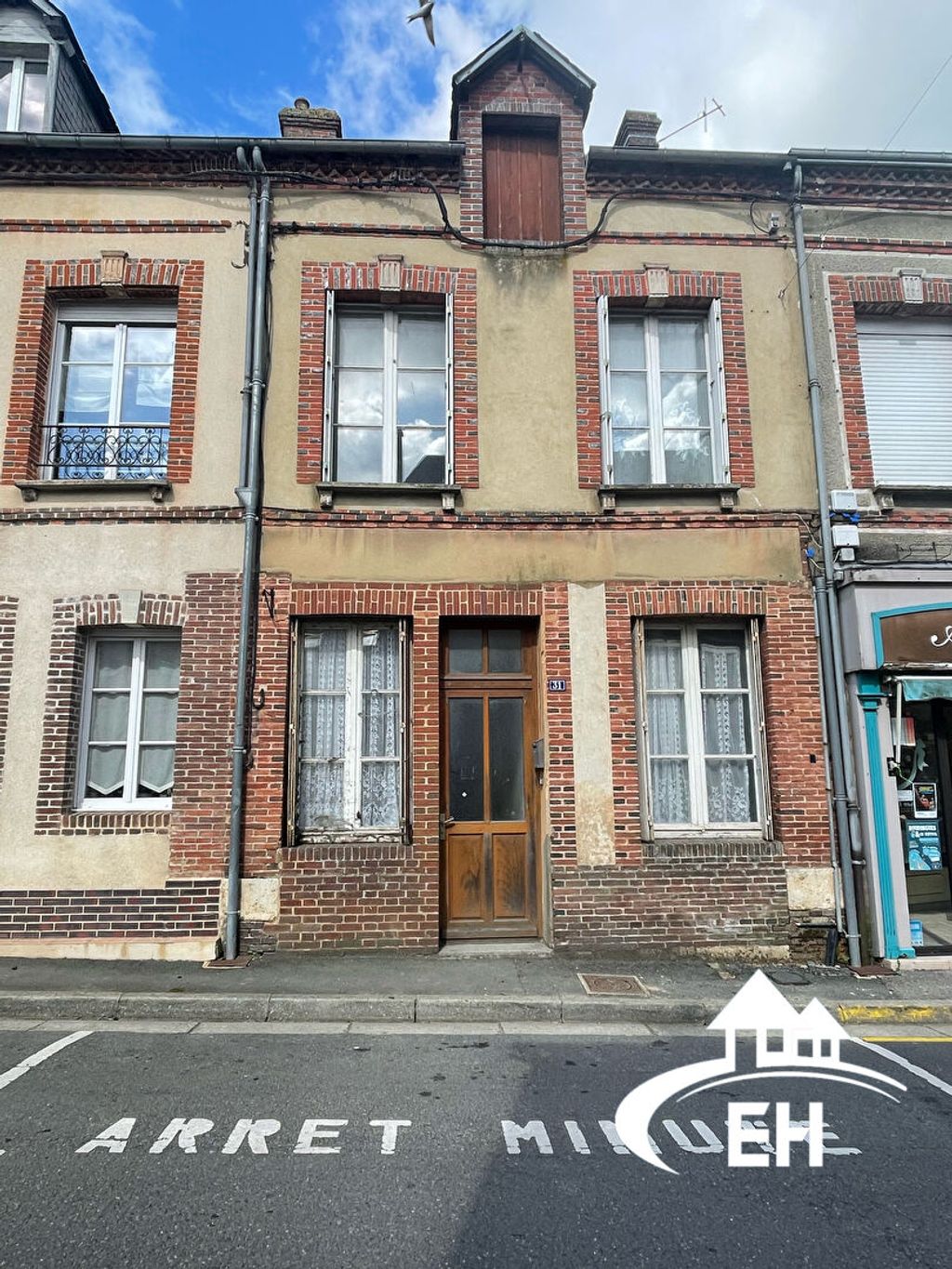 Achat maison à vendre 2 chambres 70 m² - Moulins-la-Marche