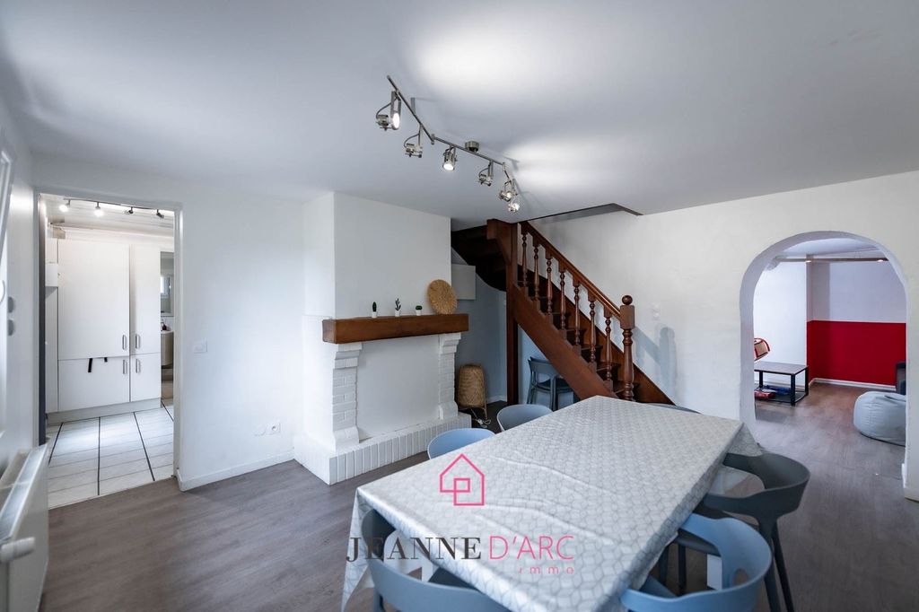 Achat maison à vendre 4 chambres 119 m² - Amfreville-la-Mi-Voie