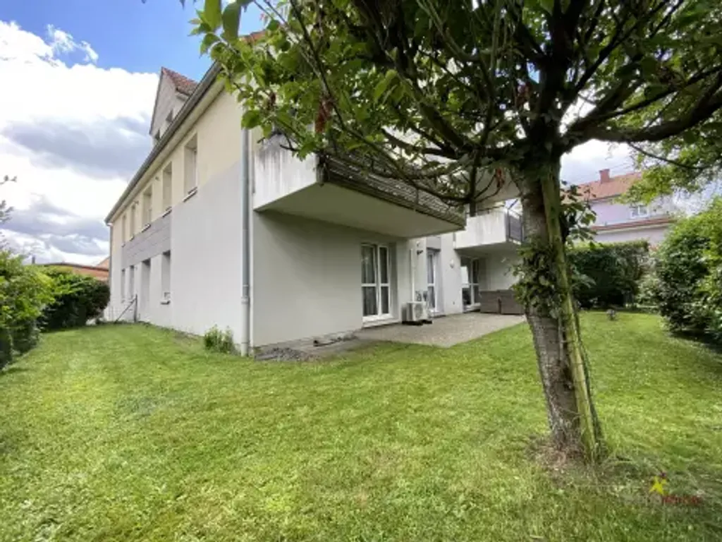 Achat appartement à vendre 4 pièces 95 m² - Oberhoffen-sur-Moder