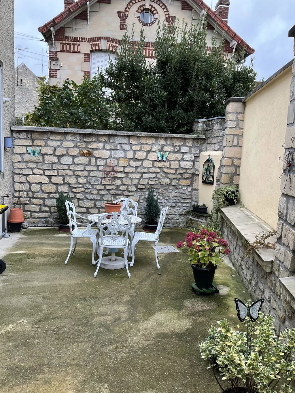 Achat maison à vendre 1 chambre 148 m² - Boran-sur-Oise