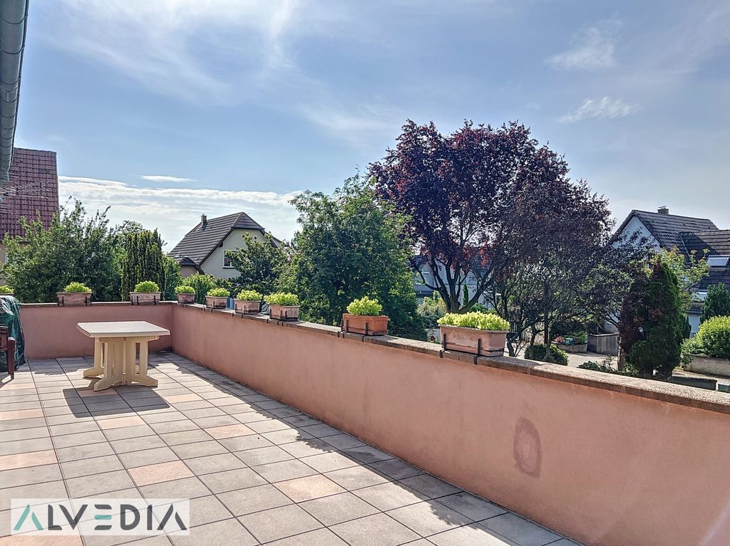 Achat maison à vendre 4 chambres 147 m² - Durningen