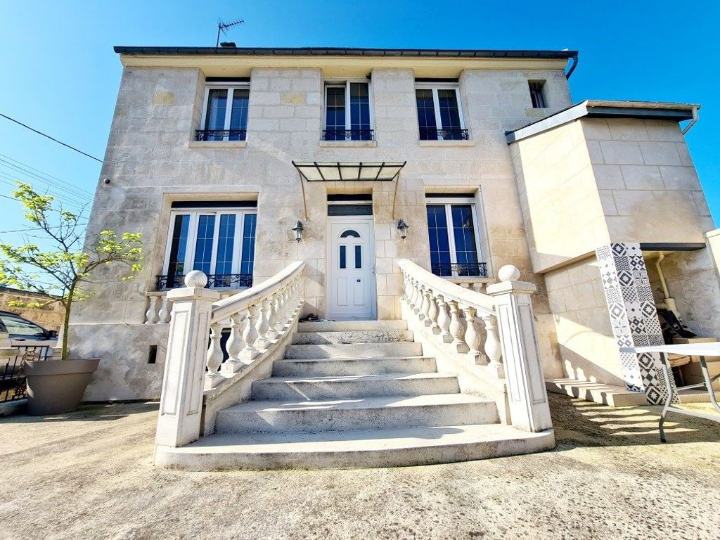 Achat maison à vendre 4 chambres 175 m² - Compiègne