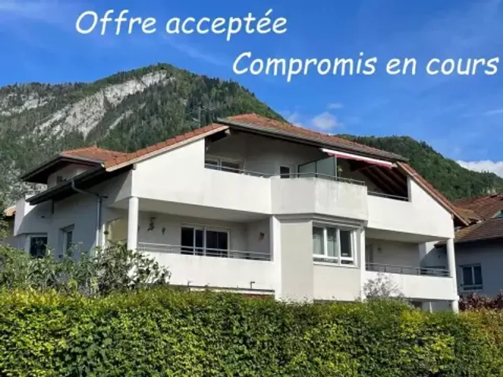 Achat appartement à vendre 4 pièces 90 m² - Cluses