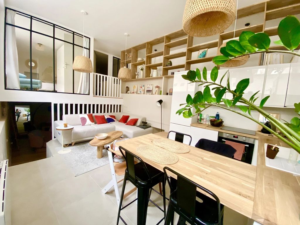 Achat loft à vendre 3 pièces 77 m² - Paris 11ème arrondissement