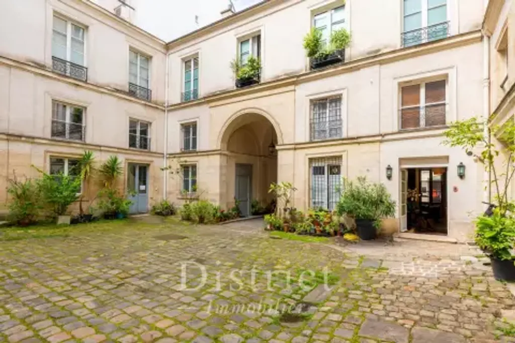 Achat duplex à vendre 5 pièces 162 m² - Paris 3ème arrondissement