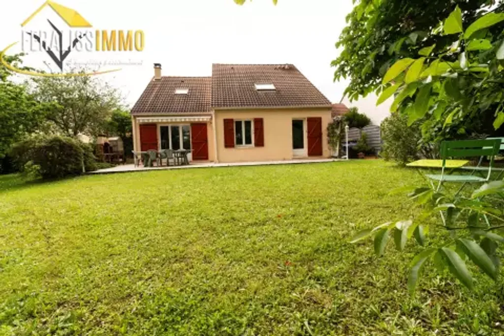 Achat maison à vendre 4 chambres 141 m² - Vaux-sur-Seine